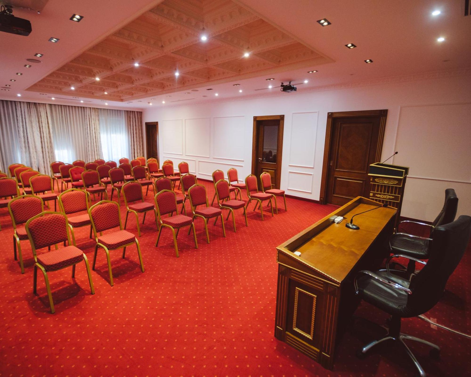 Star Hill Hotel & Spa Pristina Eksteriør billede