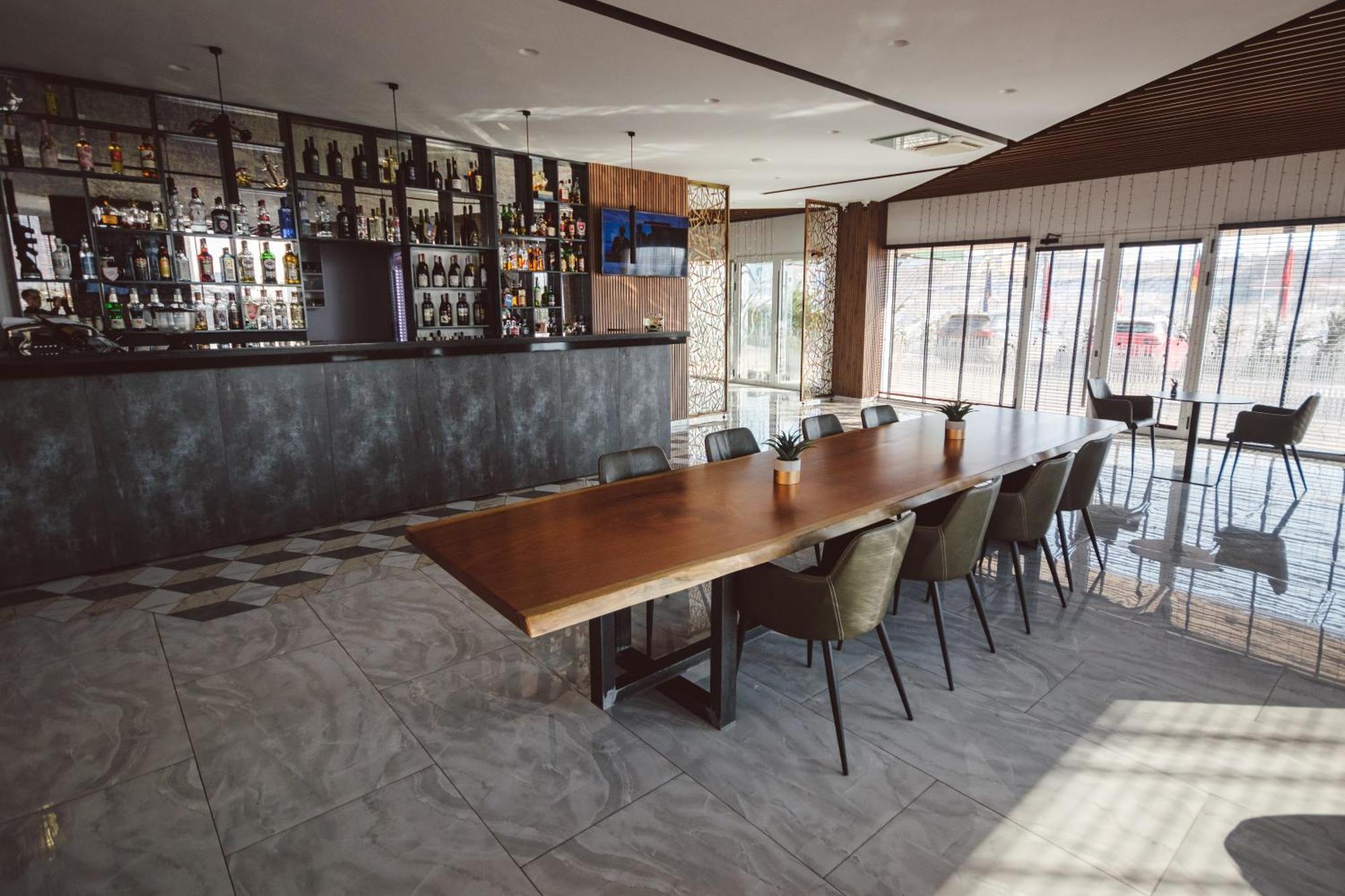 Star Hill Hotel & Spa Pristina Eksteriør billede