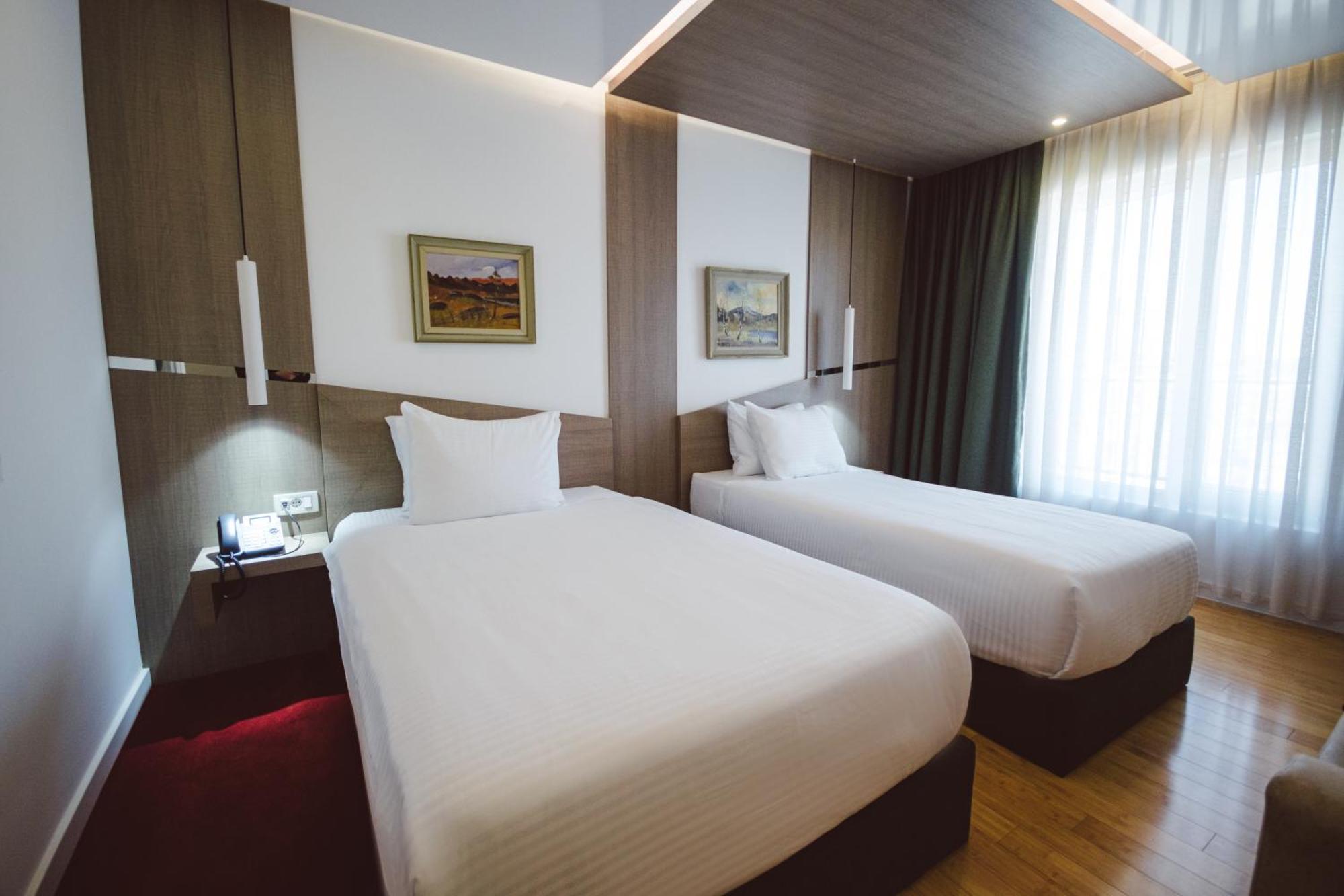 Star Hill Hotel & Spa Pristina Eksteriør billede