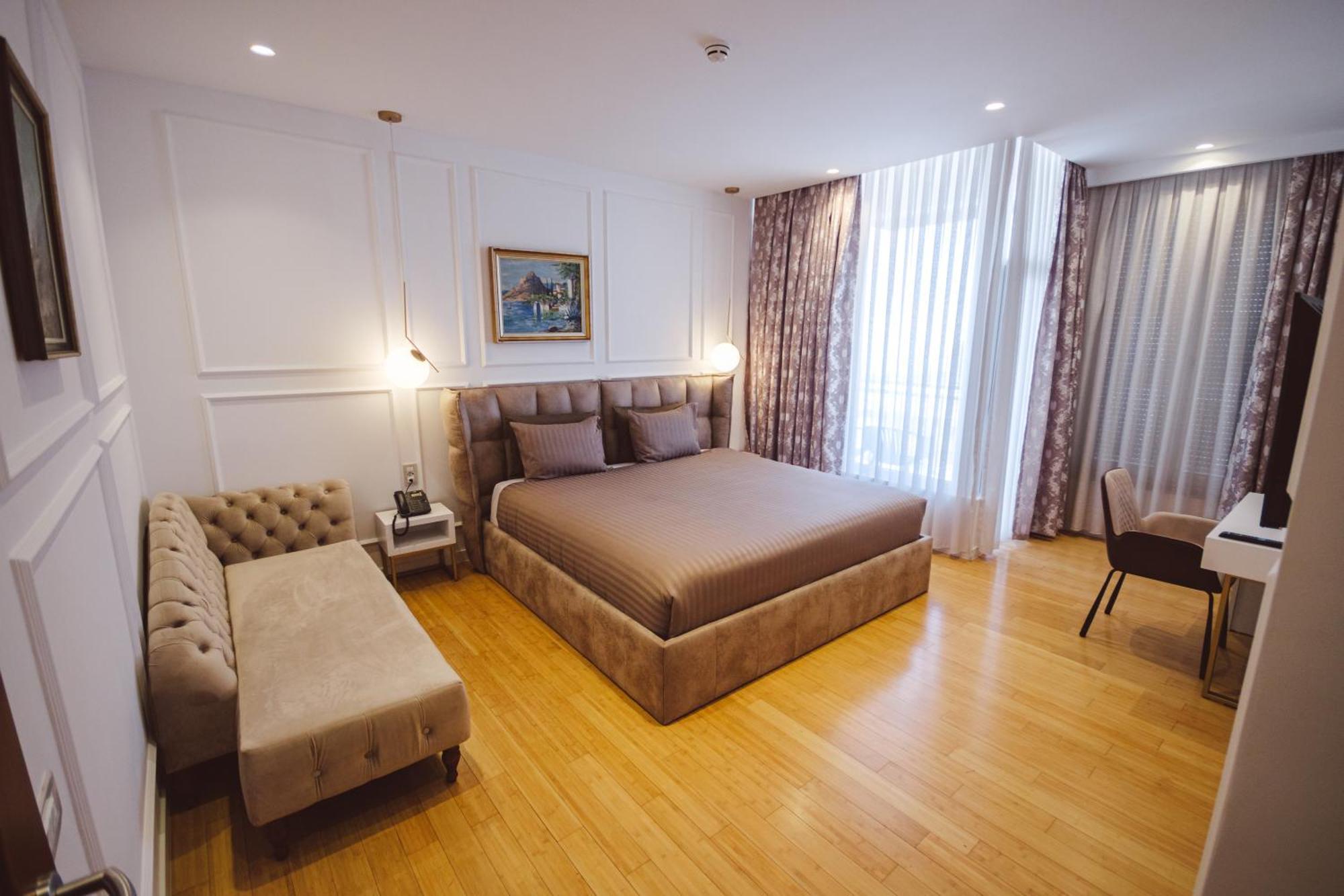 Star Hill Hotel & Spa Pristina Eksteriør billede